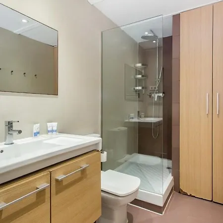 Apartamento Bright And Modern 4bedroom With Terrace In Ramblas P1 *
