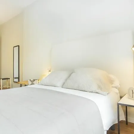 Apartamento Bright And Modern 4bedroom With Terrace In Ramblas P1