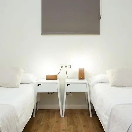 Bright And Modern 4bedroom With Terrace In Ramblas P1 *